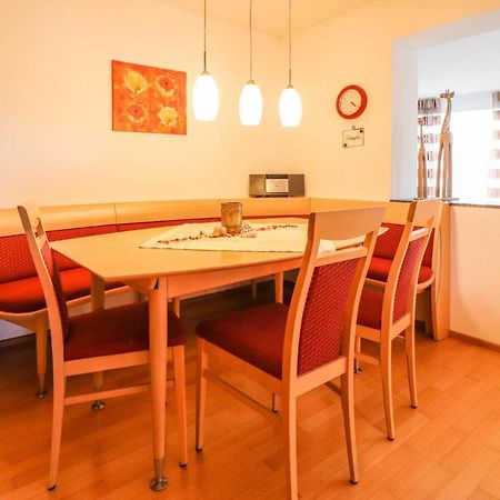 Ferienwohnung Mit Gartenzaun เฟลด์เคียร์ช ภายนอก รูปภาพ