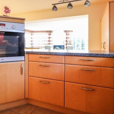Ferienwohnung Mit Gartenzaun เฟลด์เคียร์ช ภายนอก รูปภาพ